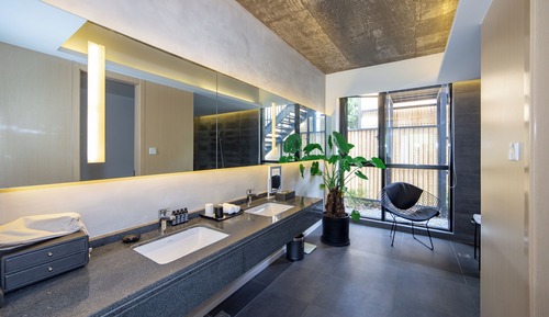 Superior Studio Suite, 1 King Bed, Garden View