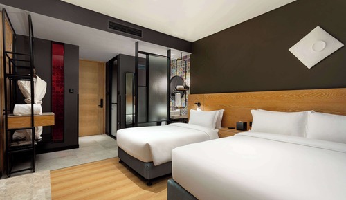 Family Room, Multiple Beds, Non Smoking (Luxury)