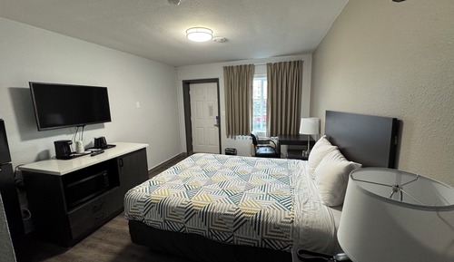 Standard Room, 1 Queen Bed, Non Smoking
