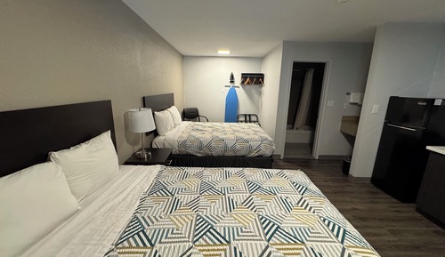Standard Room, 2 Queen Beds, Smoking