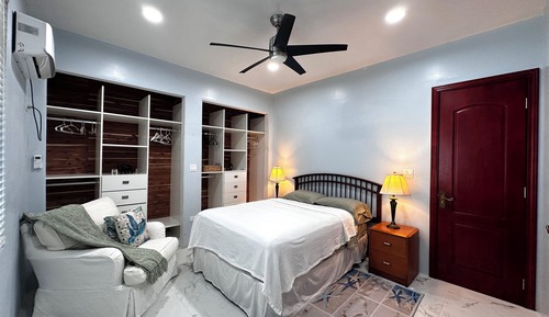 2 Private Deluxe Bedrooms with salt water pool, outdoor kitchen and living room