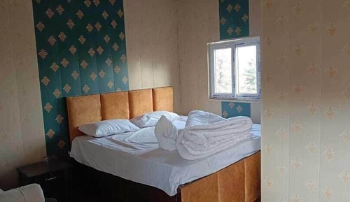 Deluxe Room, Balcony, Mountain View