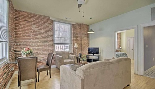 Comfort Apartment, City View