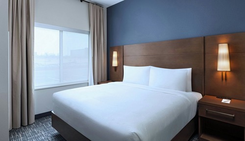 Studio Suite, 1 King Bed with Sofa bed