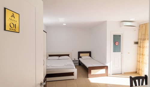 Comfort Triple Room, City View