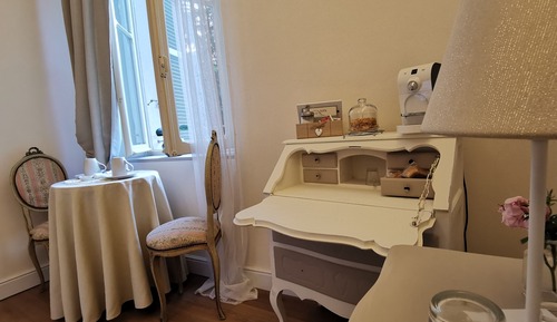 Comfort Room, Garden View