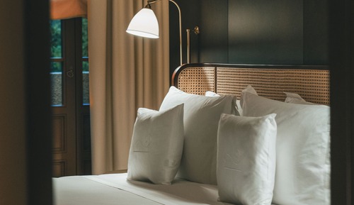 Deluxe Double Room, Garden View