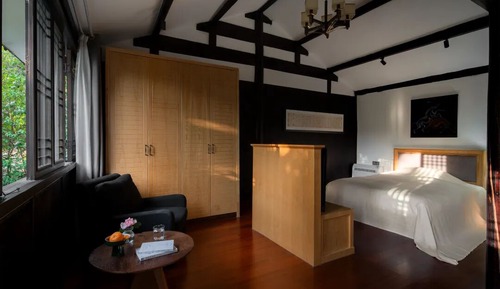 Family Suite, Private Bathroom, Courtyard View