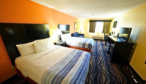 Suite, Non Smoking (2 Queen Beds and Sofa Bed)