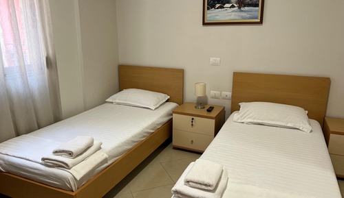 Classic Studio, 2 Twin Beds