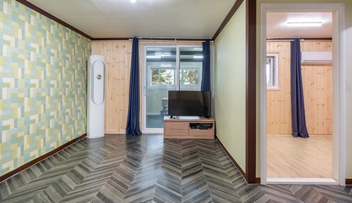 Basic Room, 2 Bedrooms (A202)