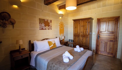 Classic Double Room, Partial Sea View