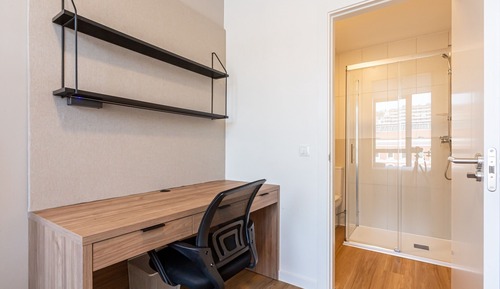 Family Apartment, Ensuite