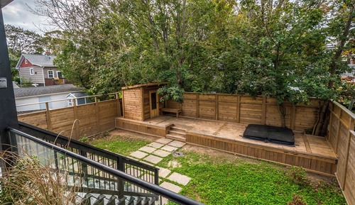 Comfort Penthouse, Balcony, Garden View