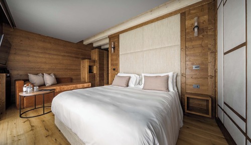 Deluxe Triple Room, Balcony, Mountain View