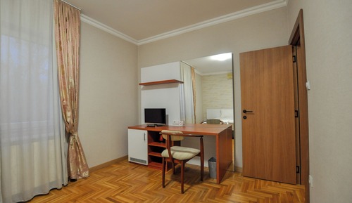 Classic Double or Twin Room, 1 Bedroom, Courtyard View