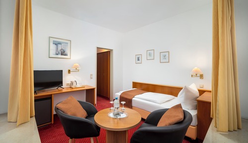 Classic Single Room, 1 Twin Bed, Non Smoking, Private Bathroom