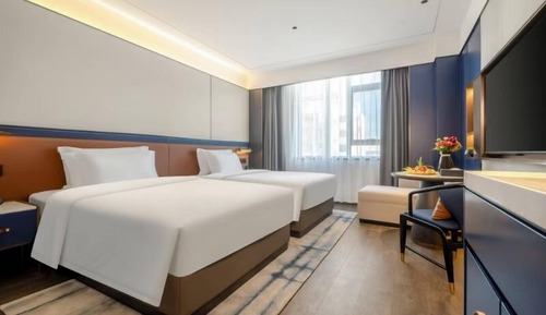 Luxury Double Room, City View