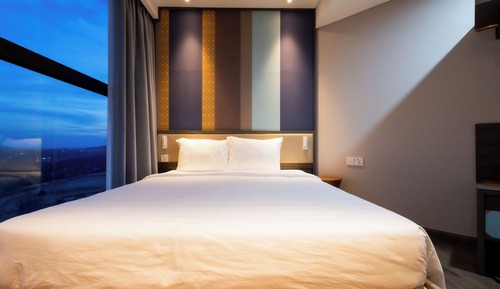 Premium Suite, 2 Bedrooms, Balcony, Beach View