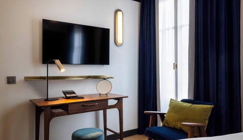 Family Suite, City View