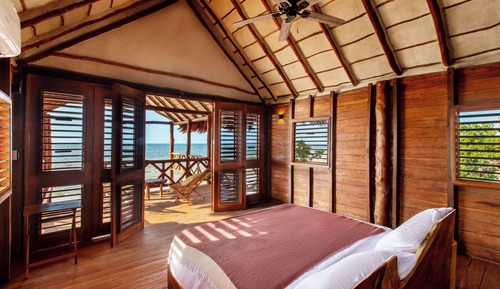 Superior Cabin, Beach View