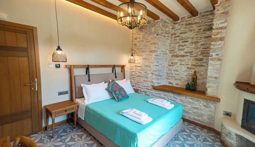 Deluxe Double Room, Garden View