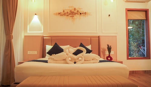 Superior Double Room, Patio, Garden View