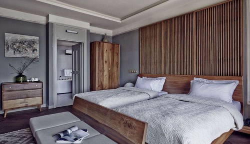 Double Room, Partial Lake View