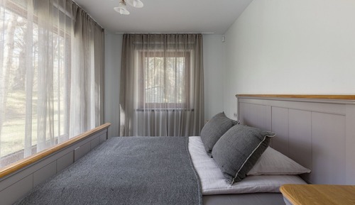 House, 4 Bedrooms