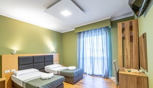 Standard Quadruple Room