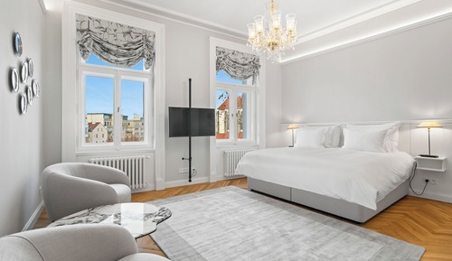 Premium Garden View Suite