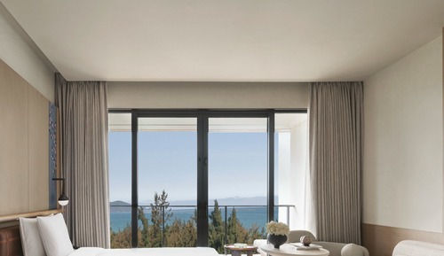 Standard Room, 1 King Bed, Ocean View