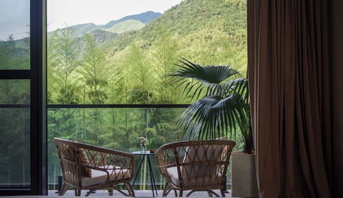 Senior Double Room, 1 Queen Bed, Balcony, Hill View