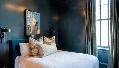 Bellview Suite (24/7 Front Desk)