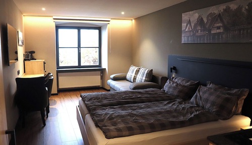 Double Room, 1 Queen Bed with Sofa bed, Lake View