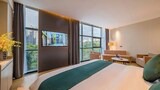 Premier Room, 1 King Bed, Park View