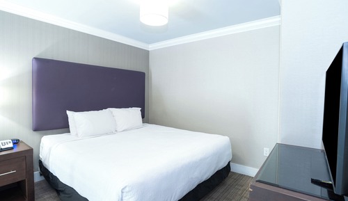 Loft, 1 King Bed with Sofa bed, Non Smoking, Kitchenette (Loft Suite)