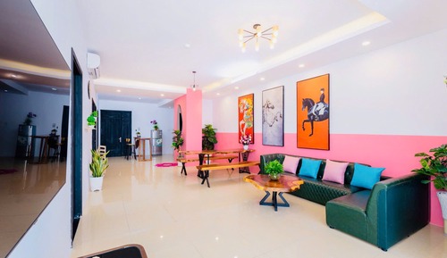 Luxury Apartment, 2 Bedrooms, Balcony, City View