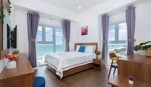 Royal Apartment, 2 Bedrooms, Beach View