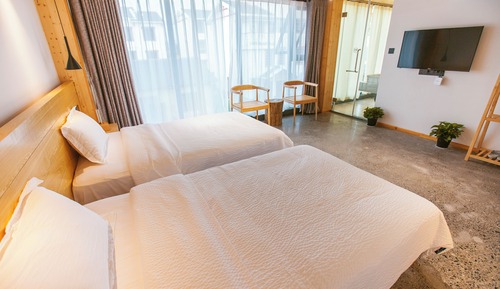 Comfort Twin Room, Mountain View