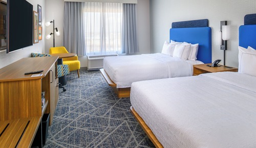 Room, 2 Queen Beds, Refrigerator & Microwave