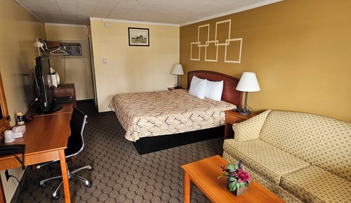 Traditional Room, 1 King Bed, Non Smoking