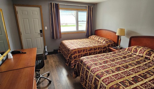 Traditional Room, 2 Double Beds, Non Smoking