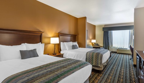 Suite, 2 Queen Beds, Non Smoking, Refrigerator & Microwave