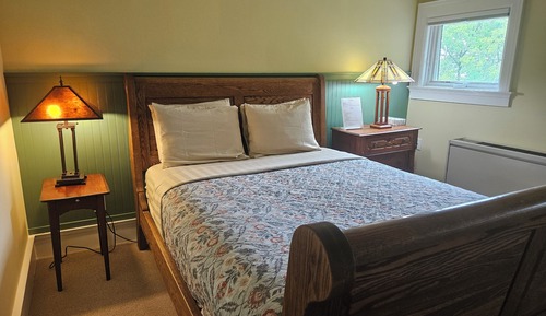 Standard Double Room, Ensuite, Lake View (Gore Vidal)