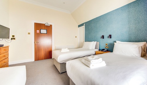 Classic Triple Room