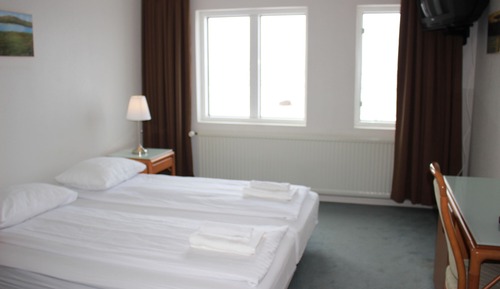 Economy Twin Room