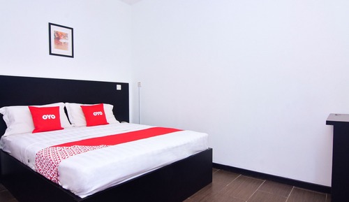 Standard Double Room, 1 Queen Bed