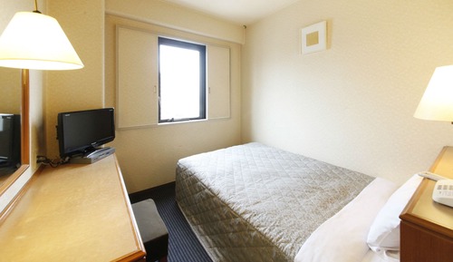 Standard Small Double Room, Smoking, Late Check-Out Until 12 PM