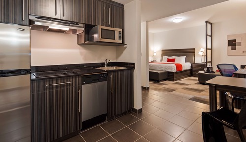 Suite, 1 King Bed, Non Smoking, Kitchen (with Sofabed, Full Kitchen)